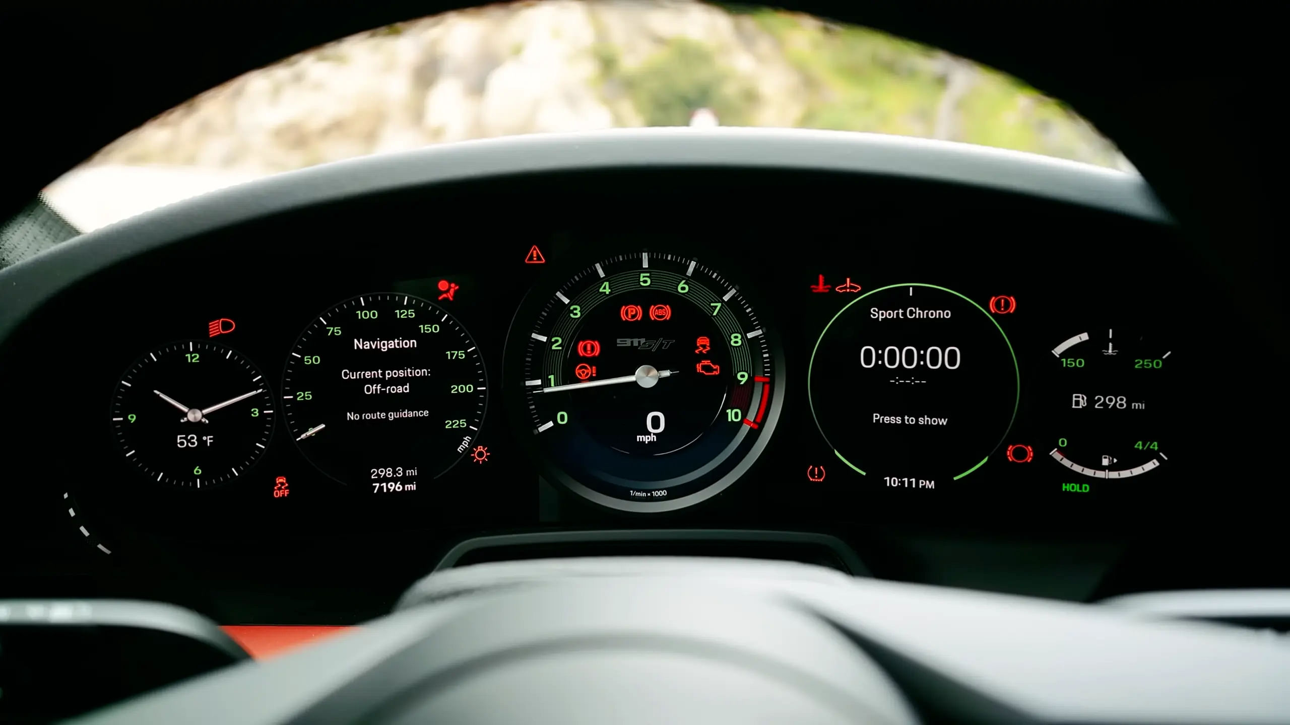 2024 Porsche 911 S/T gauge cluster