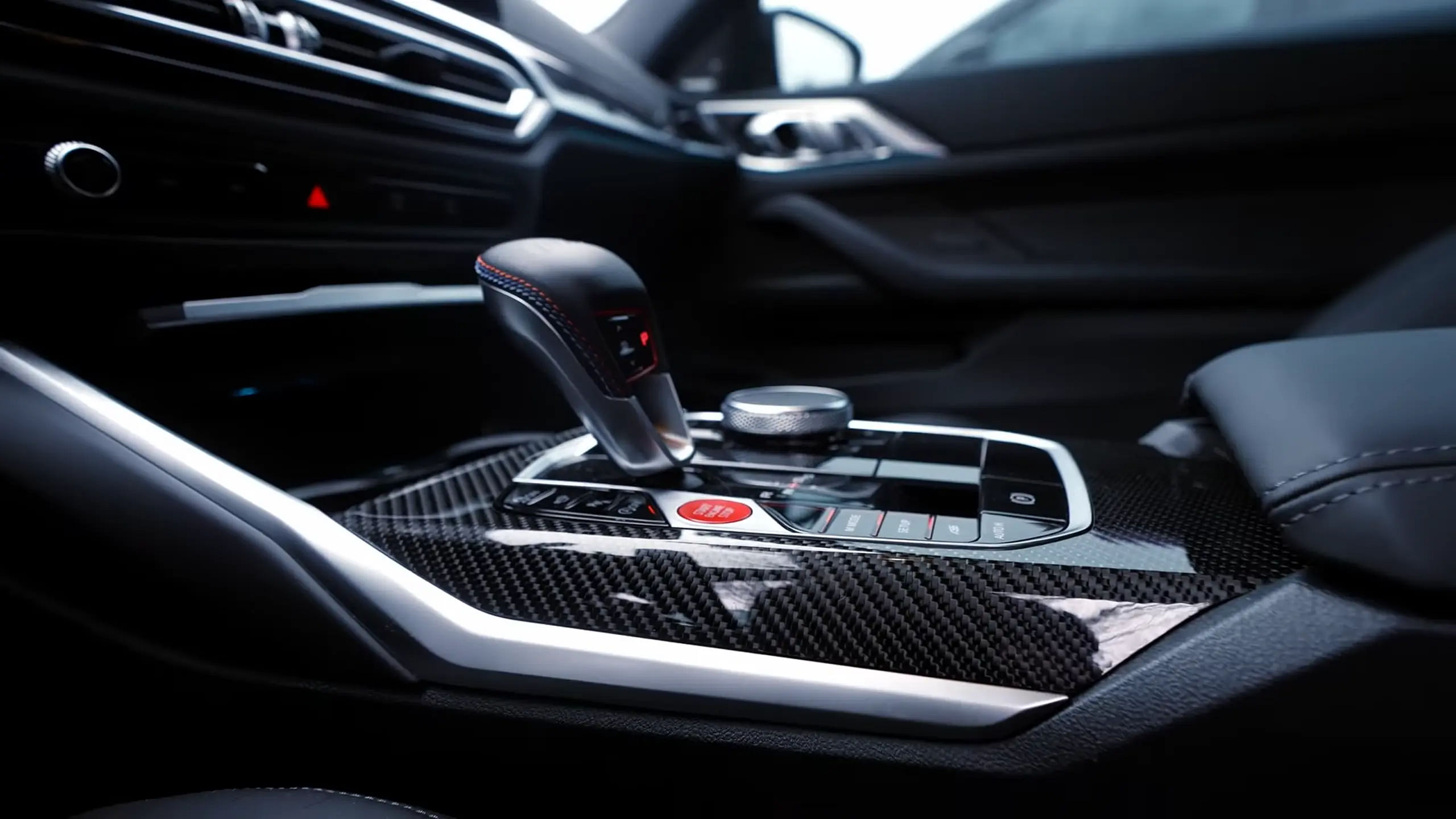 2024 BMW M4 Competition Shifter