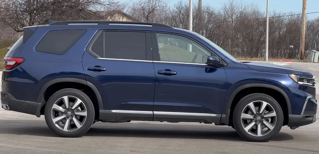 2024 Honda Pilot suv Exterior Side Profile