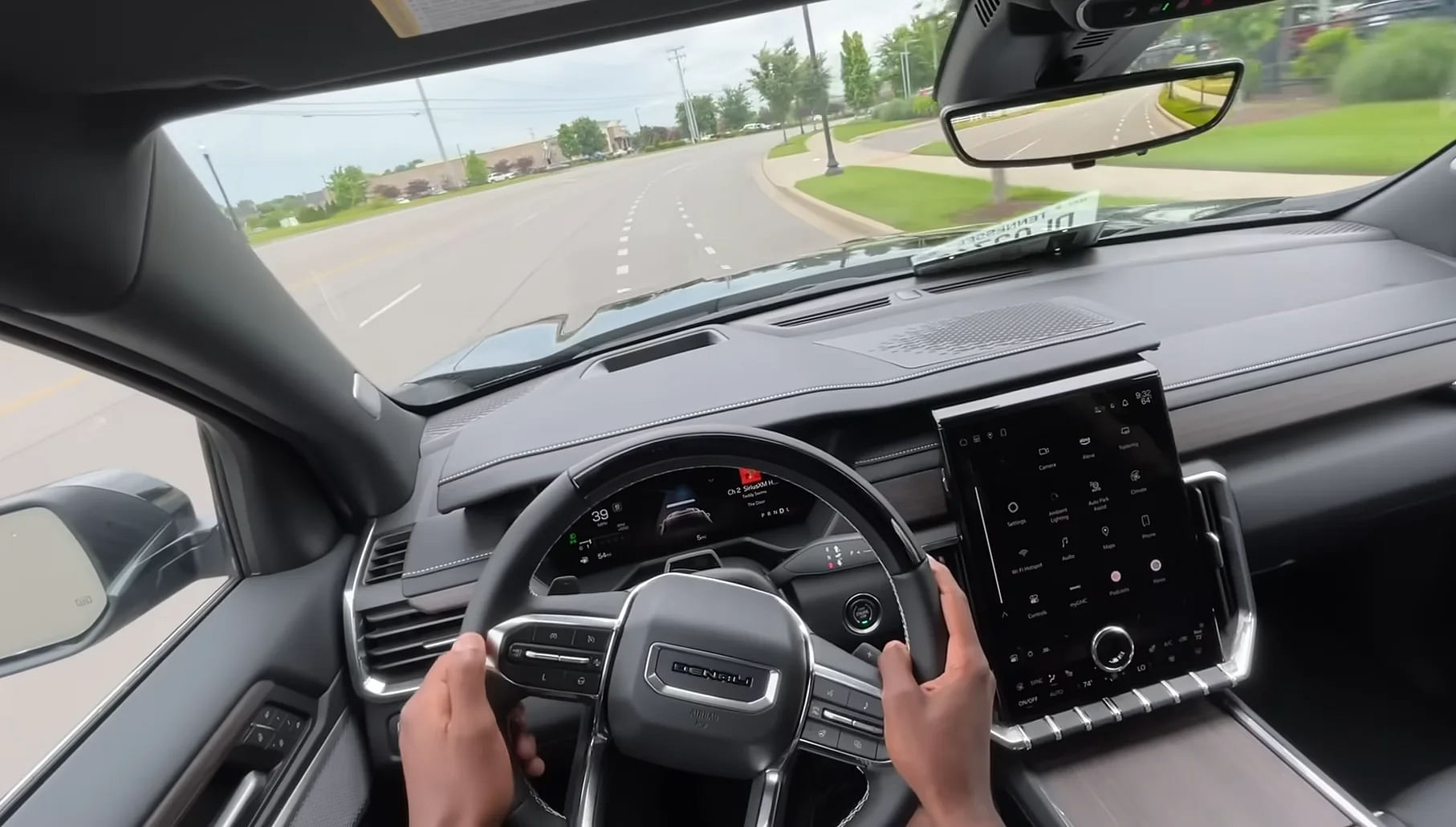 2024 GMC Acadia Interior