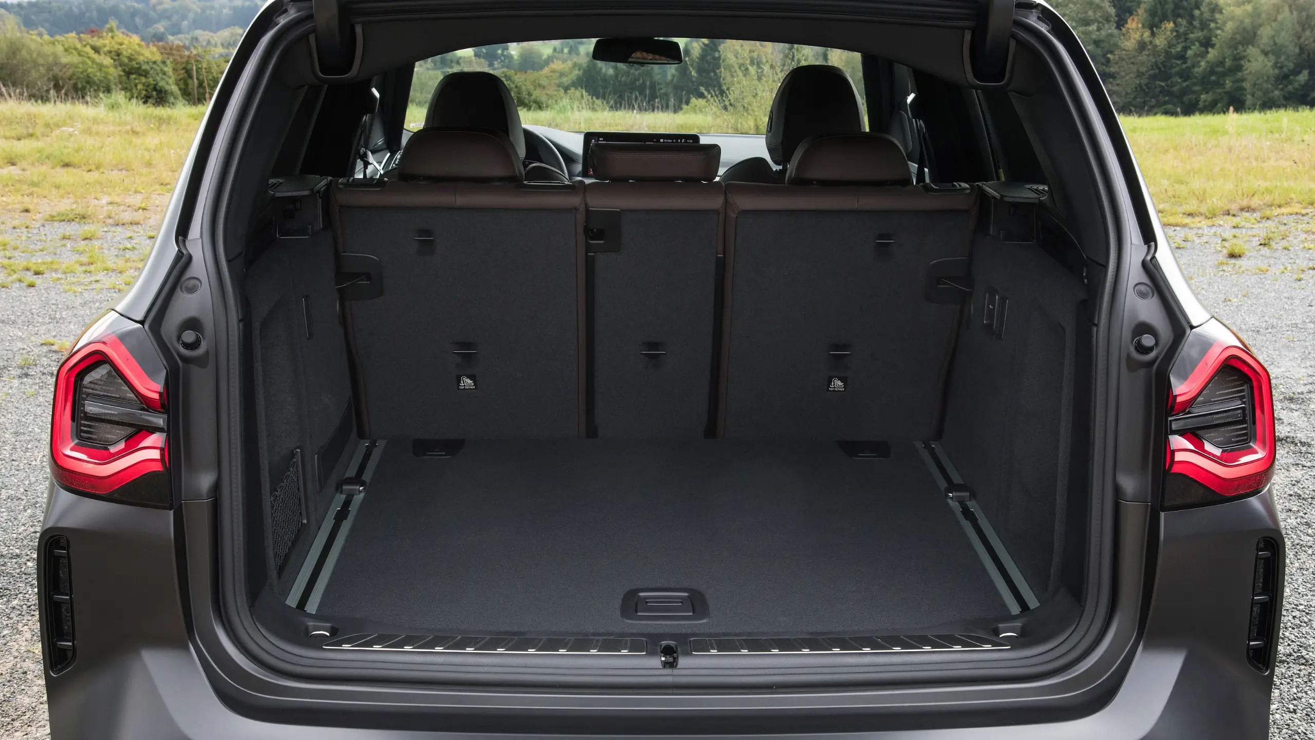 2024 BMW X3 cargo space