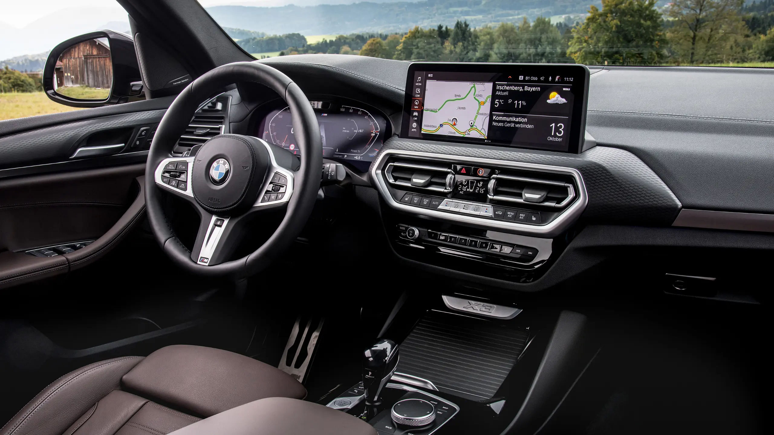 2024 BMW X3 cabin