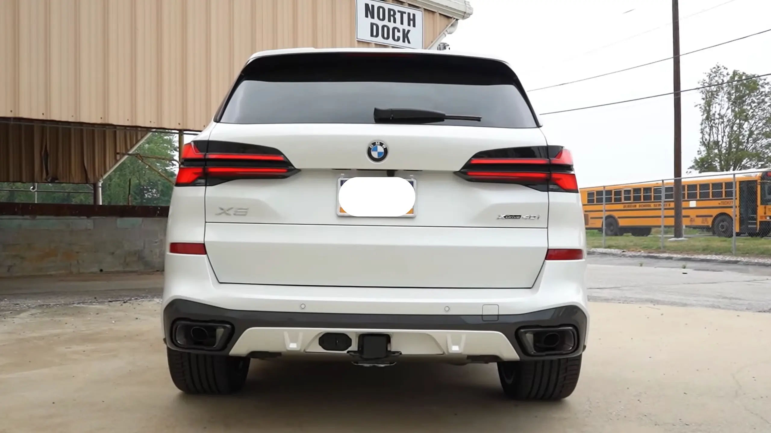 2024 BMW X5 rear view