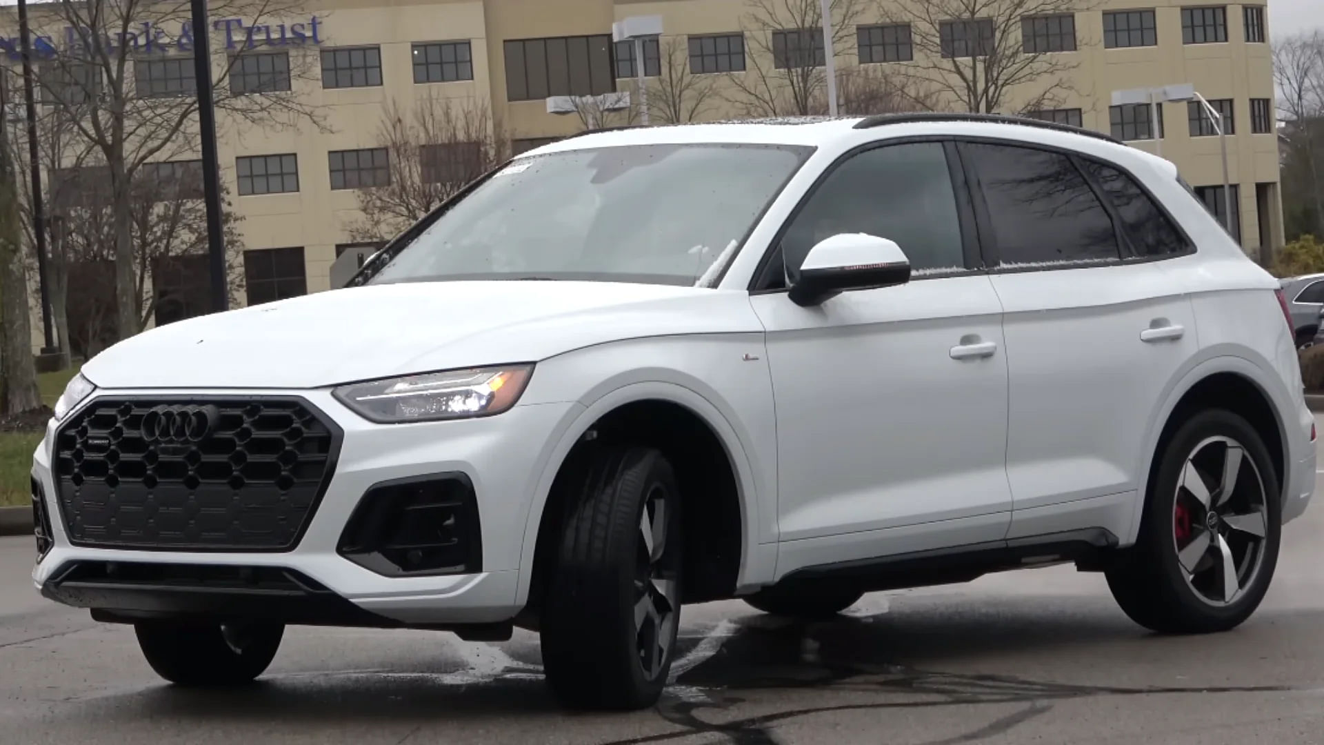 2024 Audi Q5 Side Profile