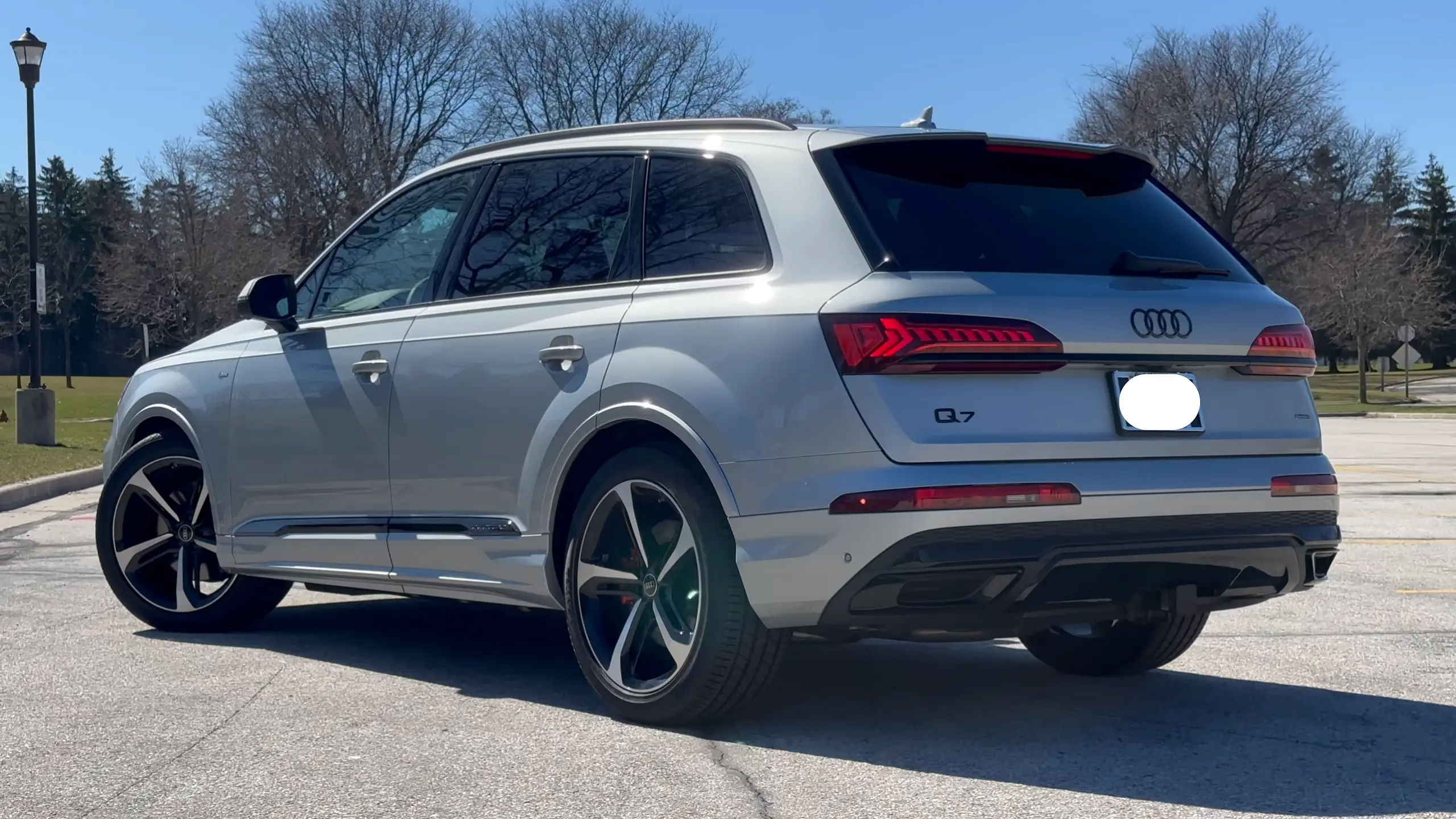 2024 Audi Q7 rear view