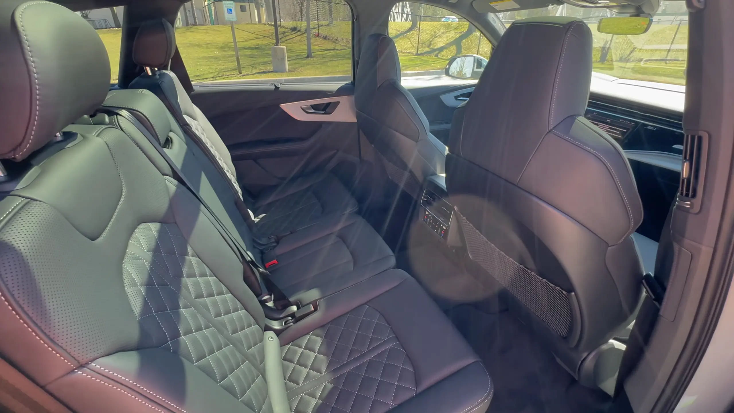 2024 Audi Q7 second-row seats