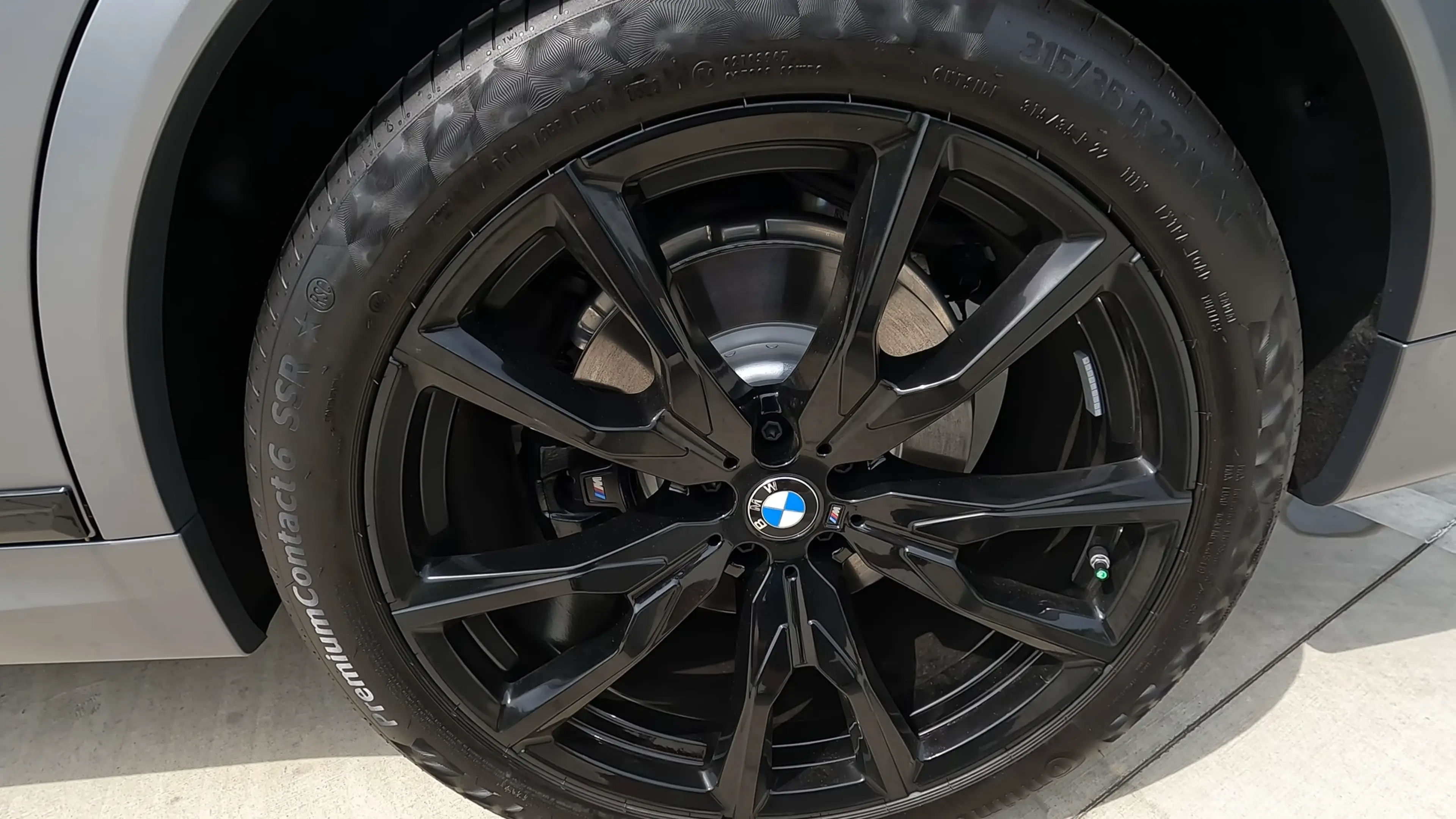 2024 BMW X7 wheels