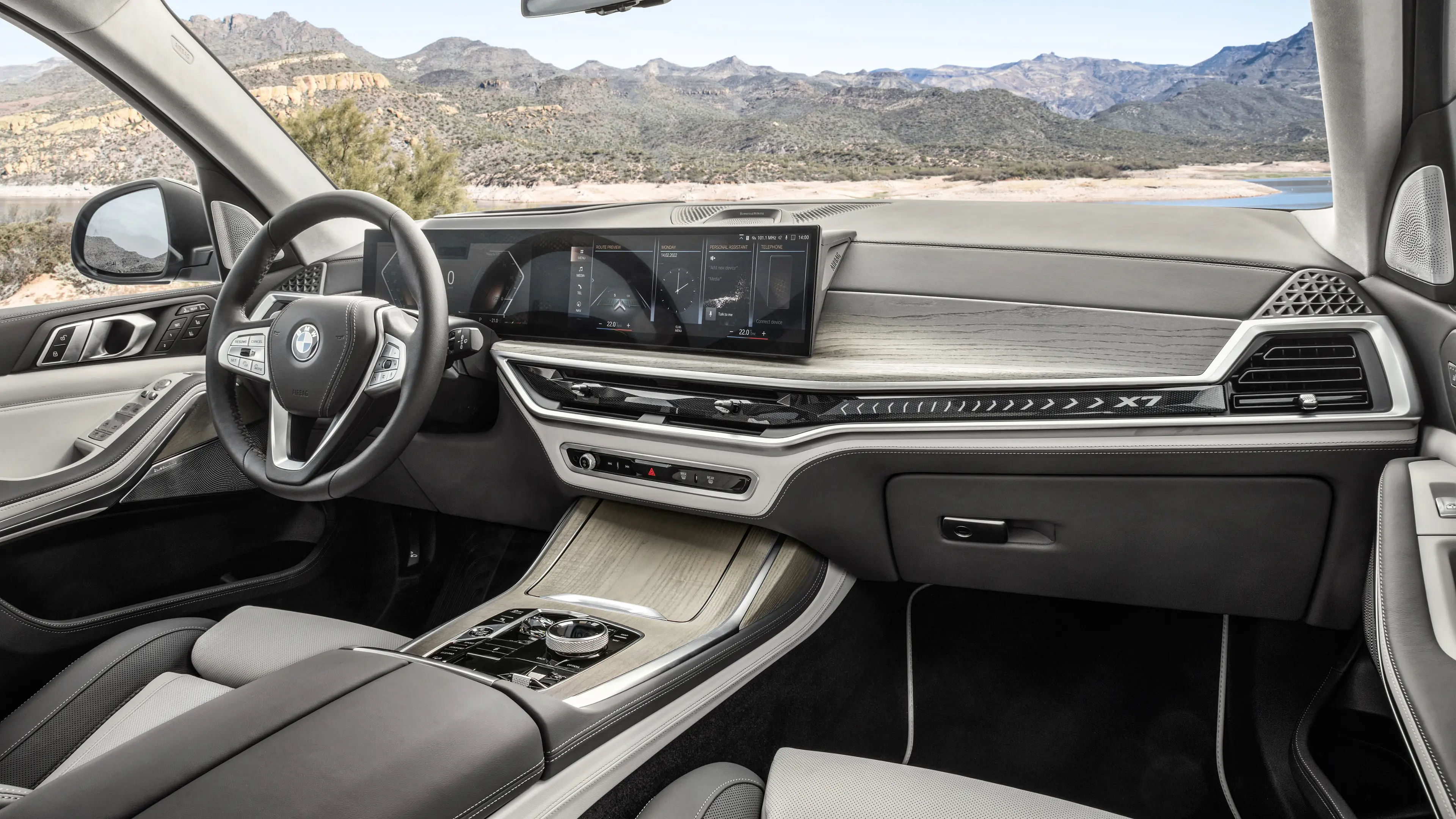 2024 BMW X7 cabin