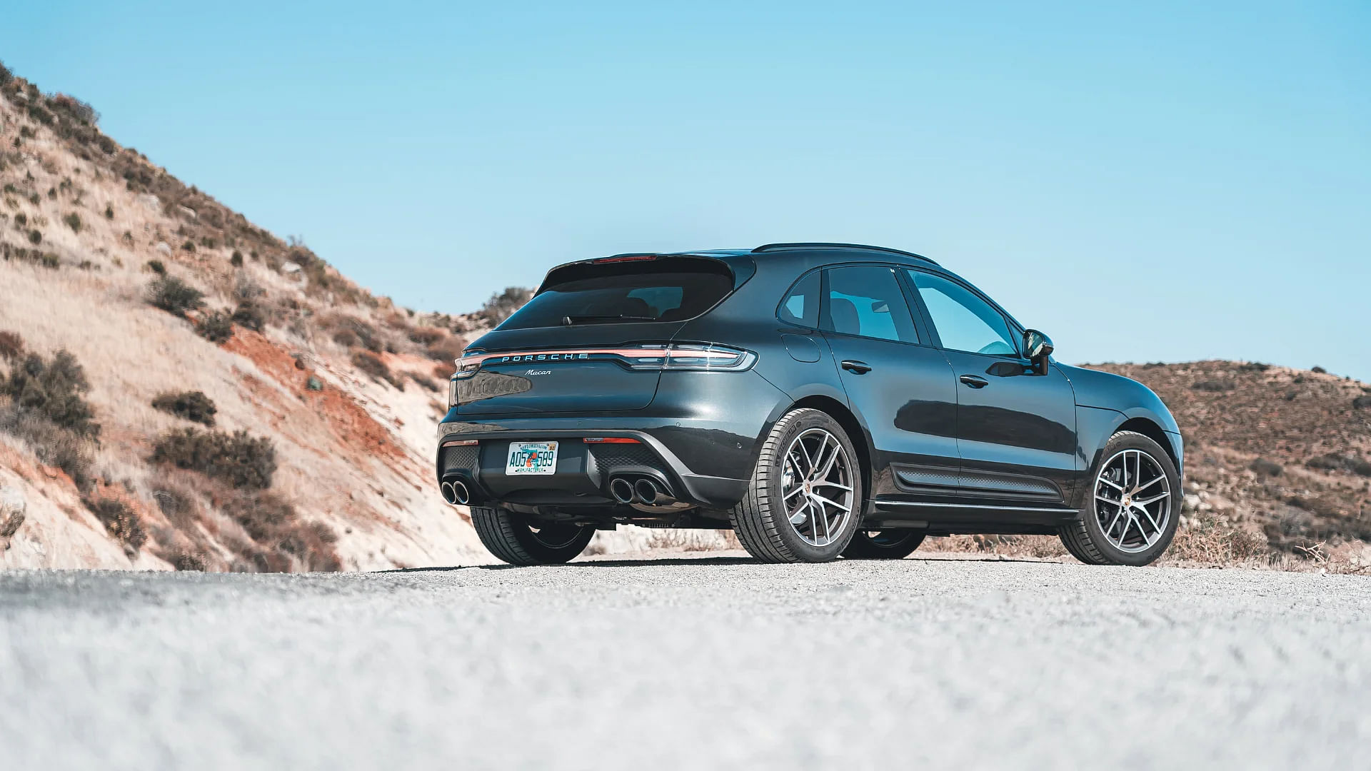 2024 Porsche Macan Exterior