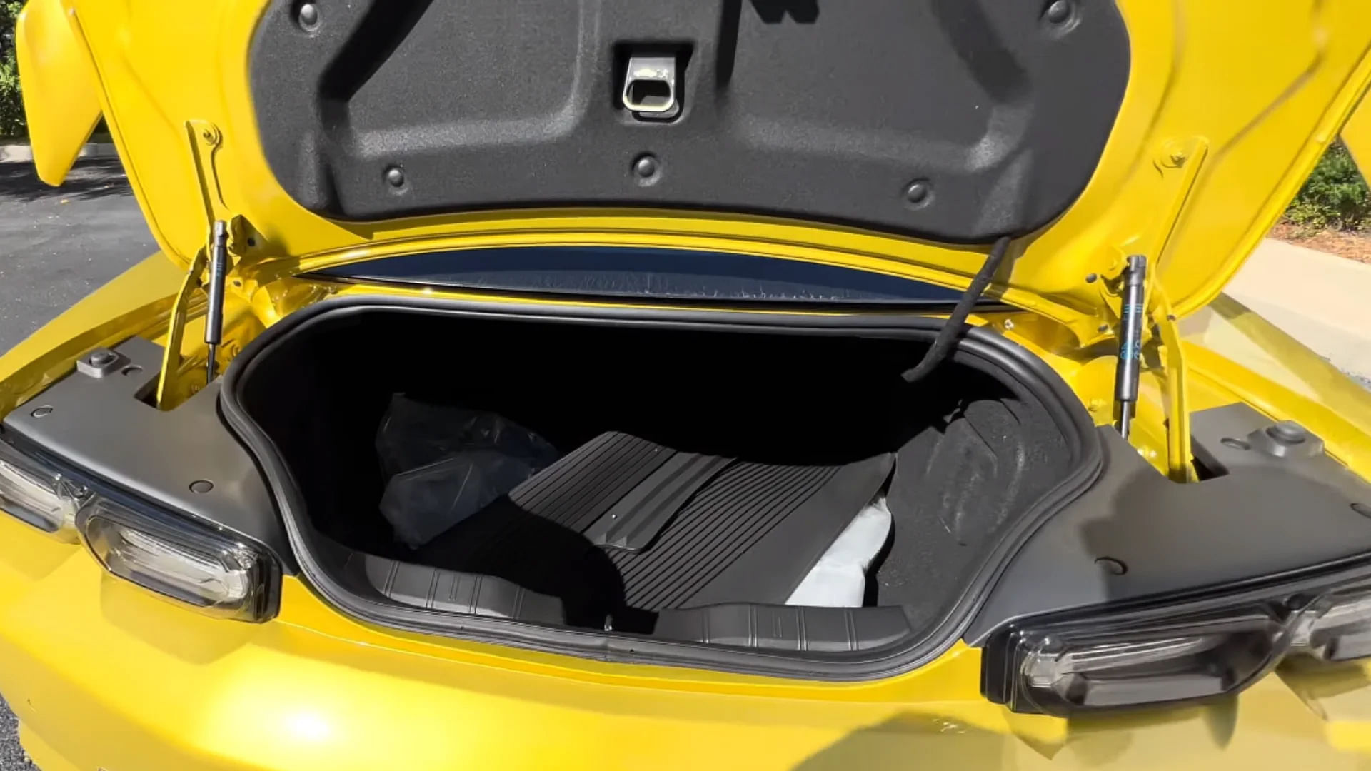 2024 Chevrolet Camaro 2SS Cargo Space