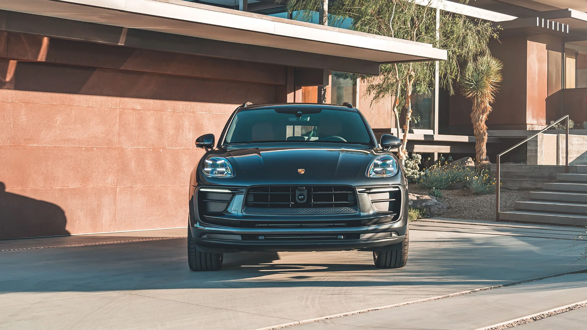 2024 Porsche Macan Exterior