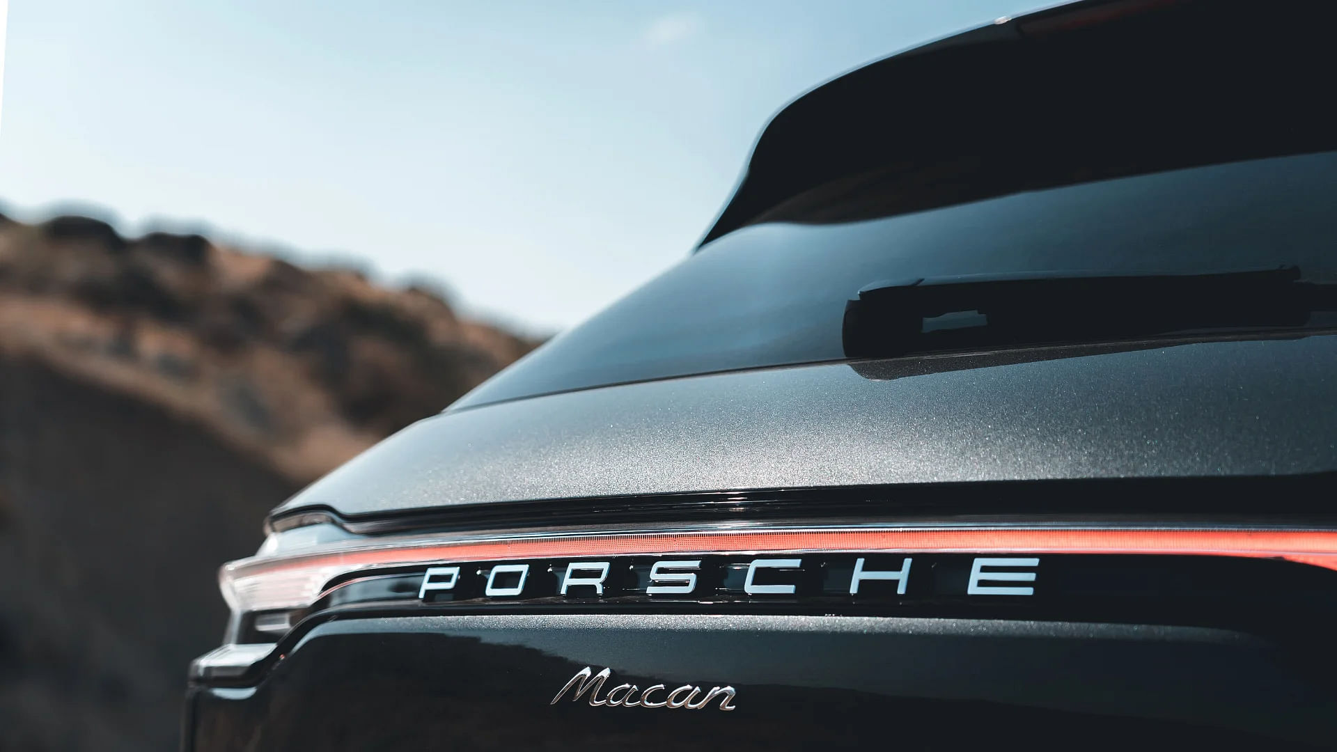 2024 Porsche Macan Exterior