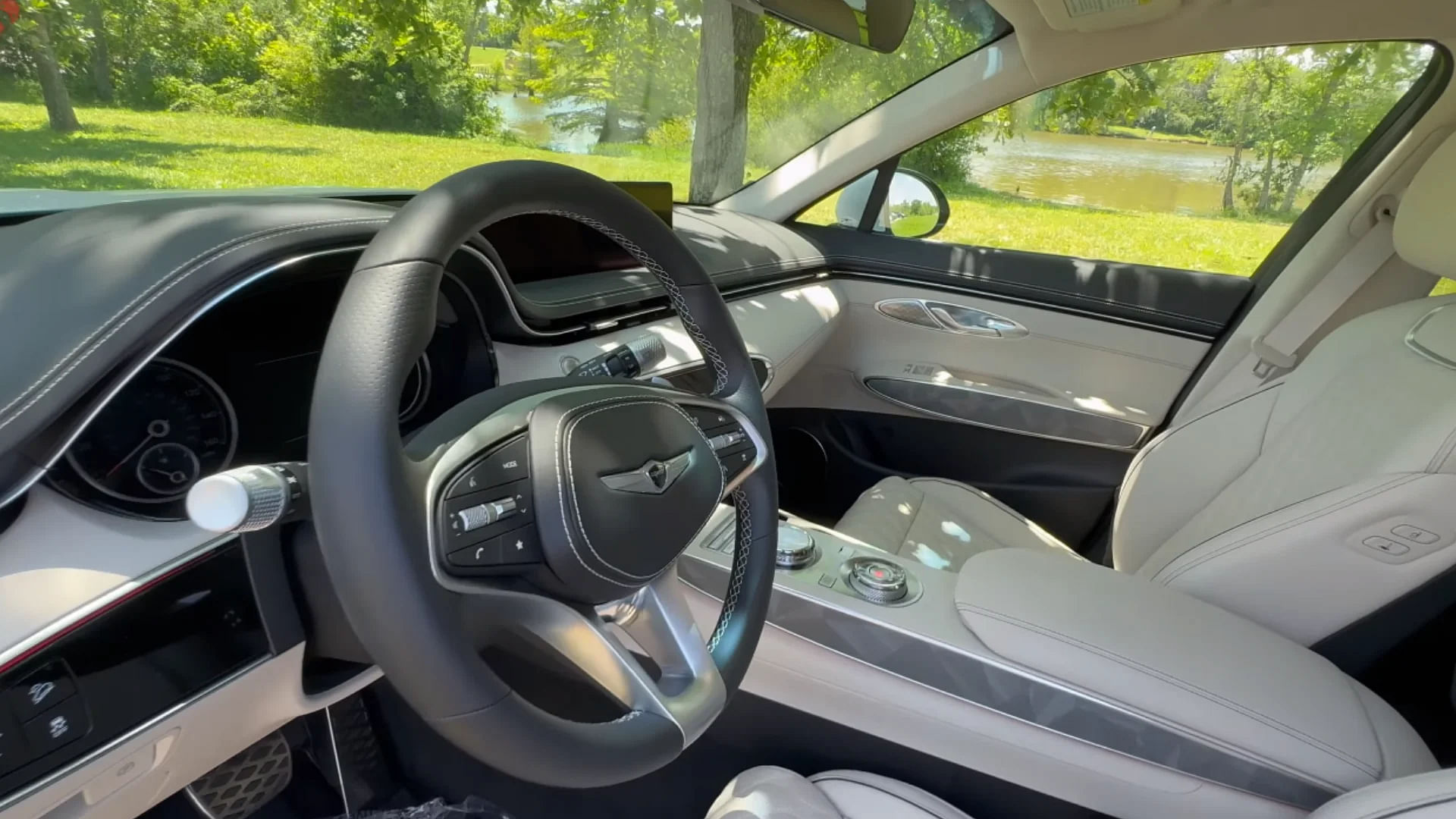 2024 Genesis GV70 Interior